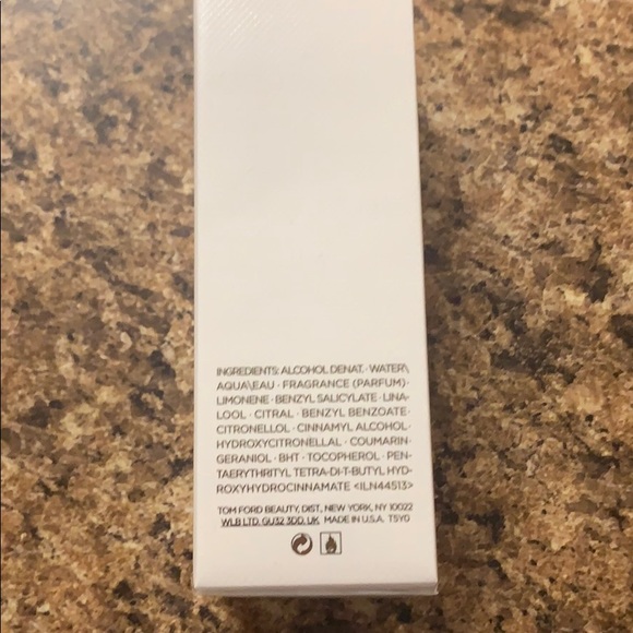 Tom Ford Eau De Soleil Blanc 1.7 oz/ 50ml - Picture 2 of 2